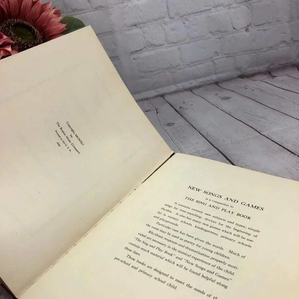 Vintage New Songs games book 1941